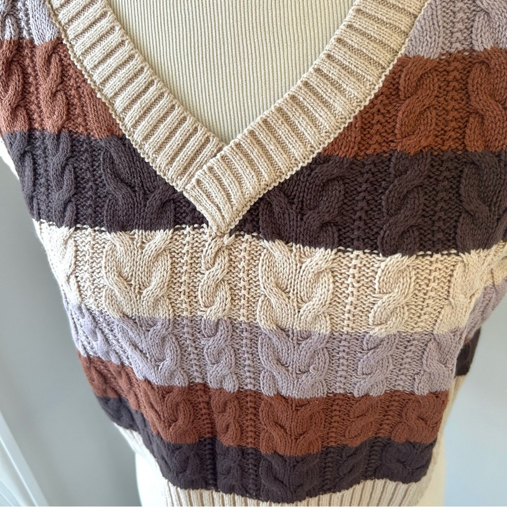 🌸Striped Cable Knit Sweater Vest. Brown/Creme/Lavender/Rust. 1 SM 1 M 1 LRG - Picture 6 of 6